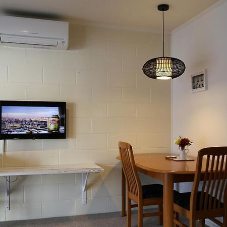 Papakura Motor Lodge & Motel Eksteriør billede